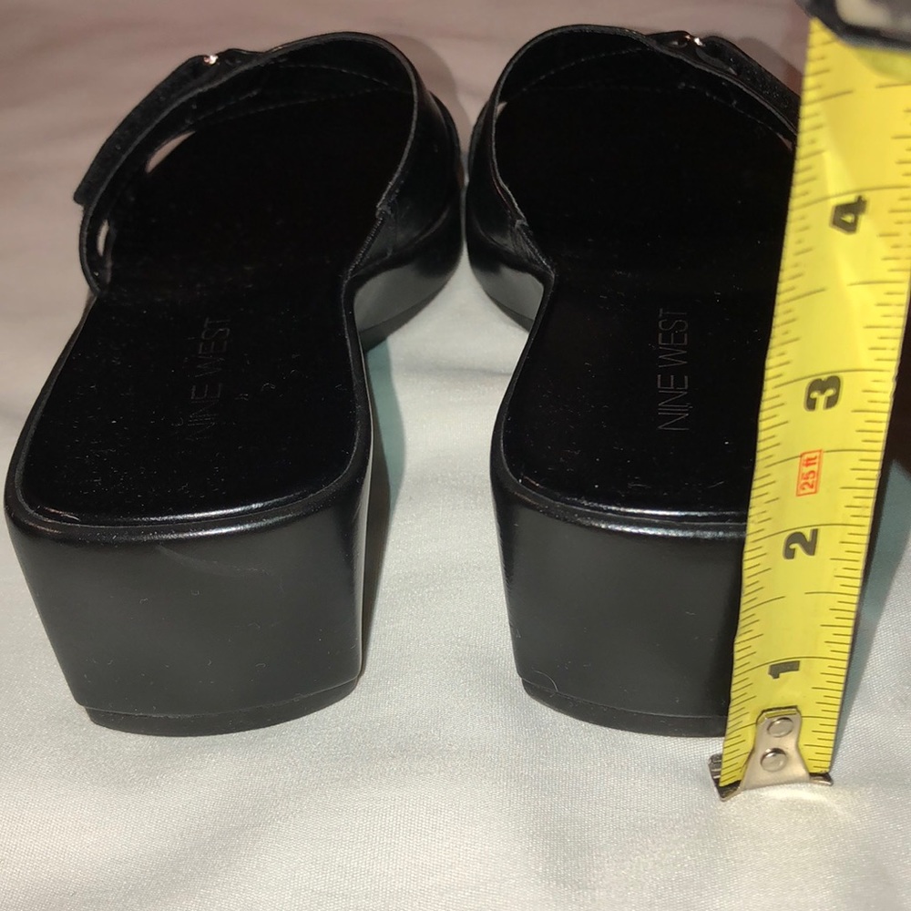 Sandals - Picture 3 of 5